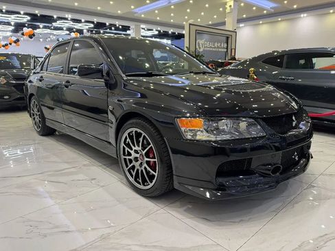 Used 2006 Mitsubishi Lancer Evolution IX image 3