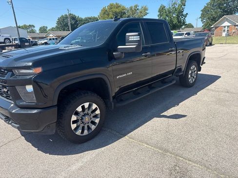 Used 2023 Chevrolet Silverado 2500 Custom w/ Custom Value Package AWD/4WD image 7