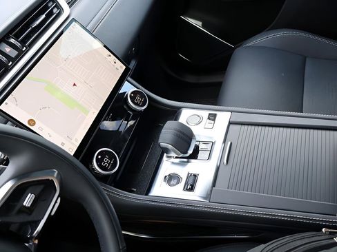 Used 2026 Jaguar F-PACE R-Dynamic S AWD/4WD image 20