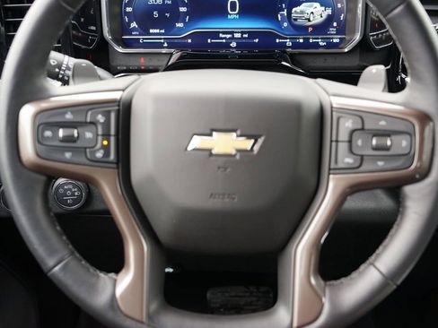 Used 2022 Chevrolet Silverado 1500 High Country w/ High Country Premium Package image 24