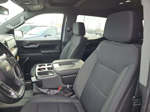 Used 2023 Chevrolet Silverado 1500 LT image 11