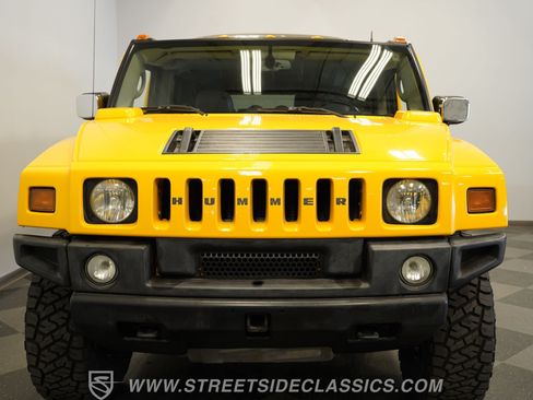 Used 2004 HUMMER H2 w/ Preferred Equipment Group AWD/4WD image 17