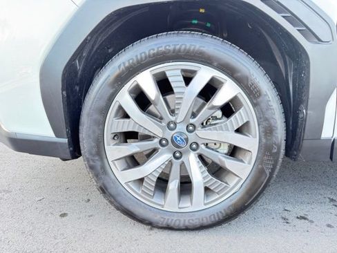 Used 2025 Subaru Forester Touring AWD/4WD image 29