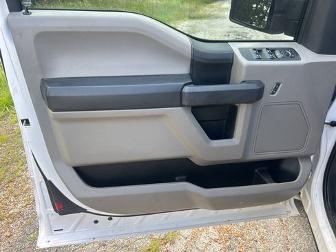 Used 2020 Ford F150 XL w/ Equipment Group 101A Mid RWD image 7