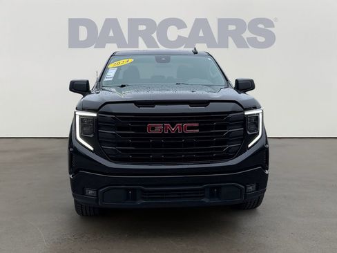 Used 2024 GMC Sierra 1500 Elevation image 2