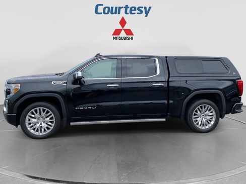 Used 2019 GMC Sierra 1500 Denali w/ Denali Ultimate Package AWD/4WD image 2