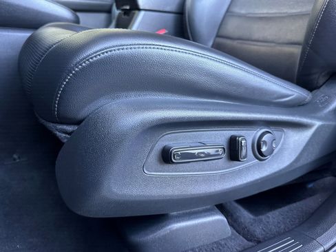 Used 2024 Honda CR-V EX-L image 14