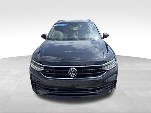 Certified 2023 Volkswagen Tiguan SE R-Line FWD image 3