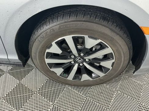 Certified 2026 Honda Odyssey EX-L image 30