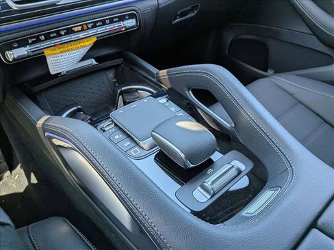 New 2026 Mercedes-Benz GLS 580 4MATIC image 12