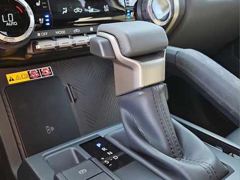 New 2026 Toyota Tacoma Limited AWD/4WD image 26