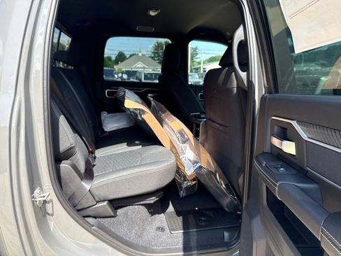 New 2026 RAM 2500 Big Horn AWD/4WD image 22