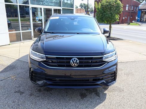 Used 2024 Volkswagen Tiguan SE R-Line AWD/4WD image 8