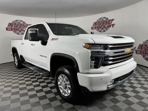 Used 2022 Chevrolet Silverado 2500 LTZ w/ LTZ Convenience Package AWD/4WD image 9