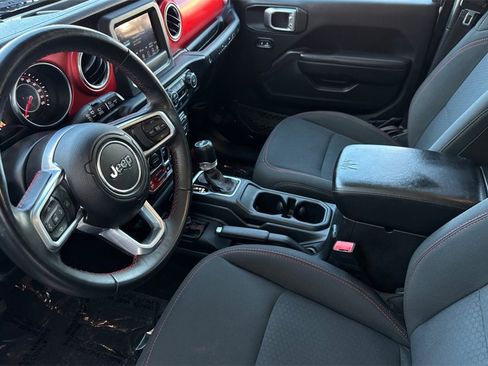 Used 2019 Jeep Wrangler Unlimited Rubicon image 12
