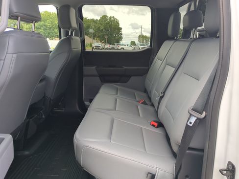 Certified 2025 Ford F350 XL w/ XL Chrome Package AWD/4WD image 12