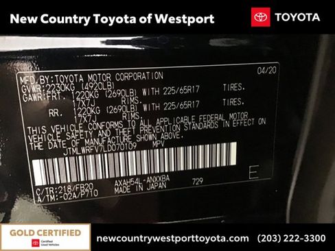 Used 2020 Toyota RAV4 LE image 27