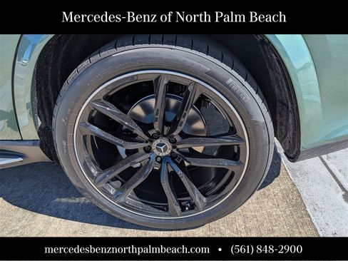 New 2026 Mercedes-Benz GLS 580 4MATIC image 6