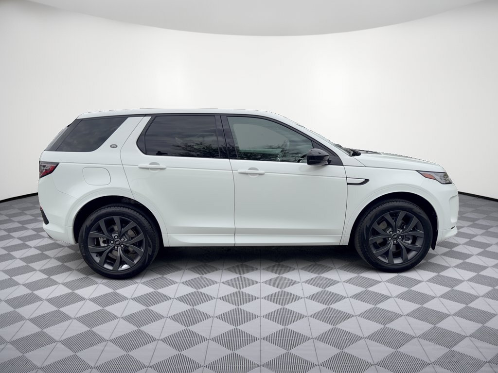 Used 2023 Land Rover Discovery Sport SE R-Dynamic AWD/4WD image 8