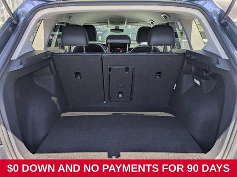 Used 2025 Volkswagen Taos SE AWD/4WD image 28