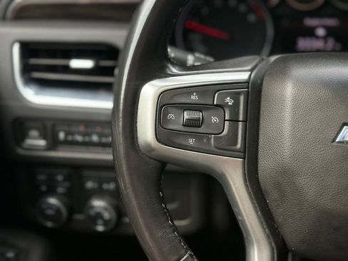 Used 2021 Chevrolet Suburban LT image 13