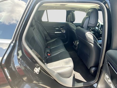 Used 2023 Mercedes-Benz GLC 300 4MATIC w/ Exclusive Trim Package image 29