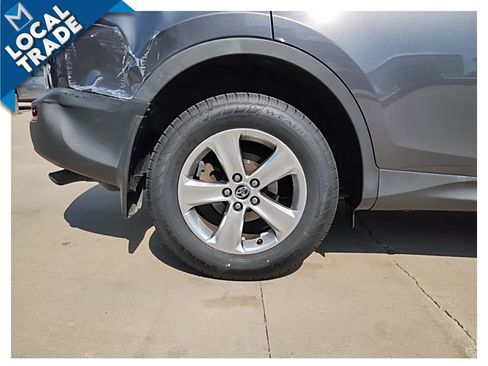 Used 2015 Toyota RAV4 XLE AWD/4WD image 15