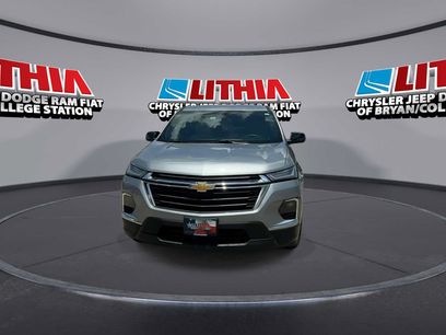 Used 2023 Chevrolet Traverse LS