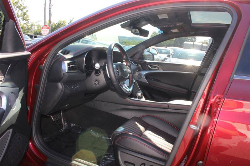Used 2024 Genesis G70 2.5T w/ Sport Prestige Package RWD image 10