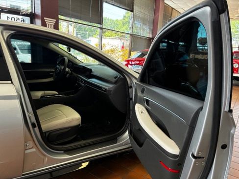 Used 2024 Hyundai Sonata SEL FWD image 32