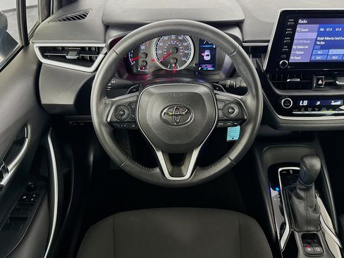 Used 2021 Toyota Corolla SE FWD image 15