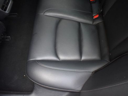 Used 2021 Tesla Model 3 Performance AWD/4WD image 32