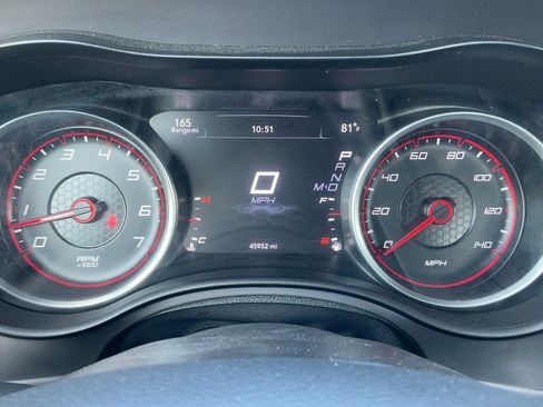 Used 2023 Dodge Charger SXT RWD image 13