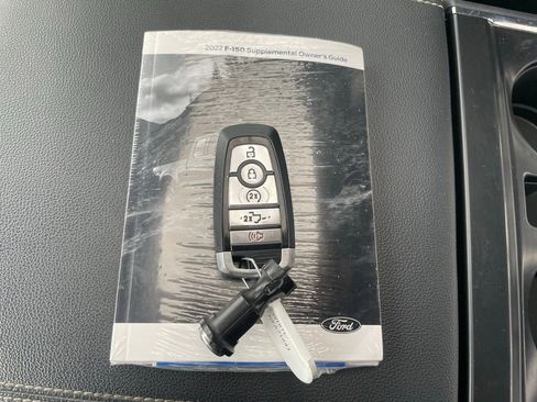 Used 2022 Ford F150 Lariat w/ Equipment Group 502A High image 50