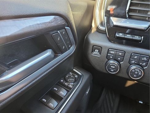 Used 2025 Chevrolet Silverado 2500 LTZ w/ Trail Boss Package image 16