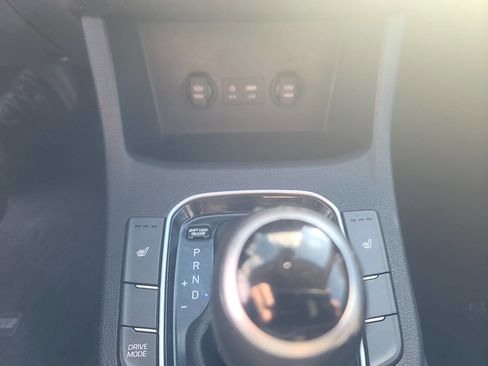 Used 2018 Hyundai Elantra GT w/ Style Package 02 FWD image 21