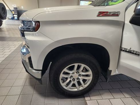 Used 2020 Chevrolet Silverado 1500 LT w/ Texas Edition AWD/4WD image 7