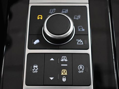 Used 2020 Land Rover Discovery HSE Luxury image 30