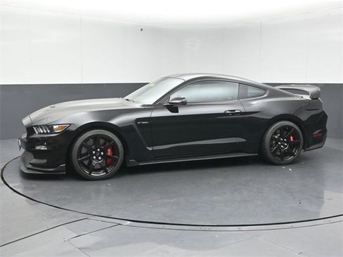 Used 2017 Ford Mustang Shelby GT350R w/ GT350R Equipment Group 920A image 4