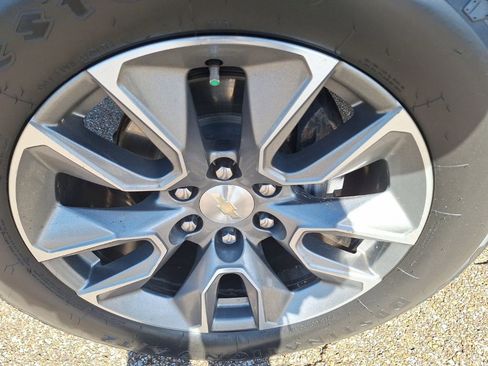 Used 2021 Chevrolet Silverado 1500 LT w/ All Star Edition Plus image 14