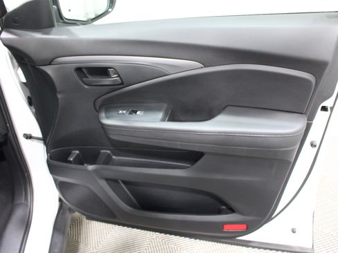 Used 2023 Honda Passport EX-L image 30