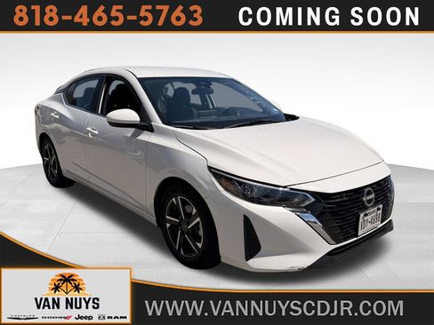 Used 2024 Nissan Sentra SV FWD image 1