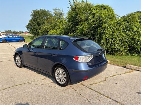 Used 2011 Subaru Impreza 2.5i Premium w/ PWR Moonroof Value Pkg AWD/4WD image 3