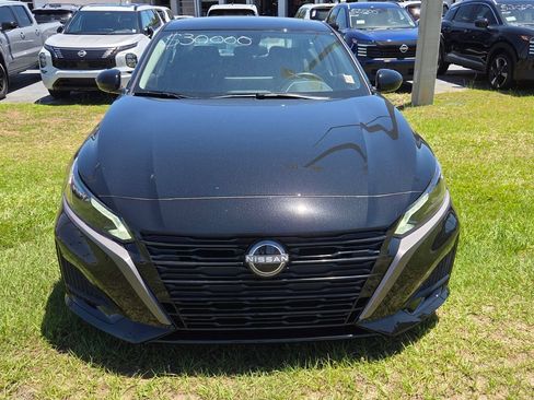 New 2026 Nissan Altima 2.5 SV FWD image 2