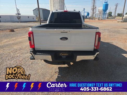 Used 2024 Ford F250 Lariat w/ FX4 Off-Road Package AWD/4WD image 9
