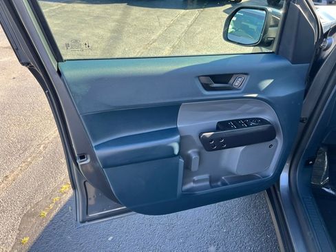 Certified 2024 Ford Maverick Tremor w/ Tremor Off-Road Package image 10