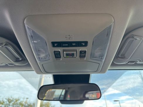 Used 2021 Toyota RAV4 XLE image 23