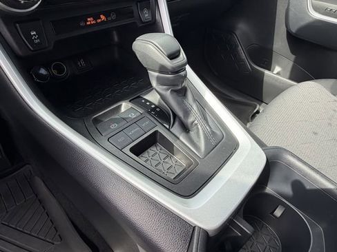 Certified 2025 Toyota RAV4 XLE w/ Convenience Package image 17