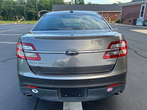 Used 2013 Ford Taurus SEL image 6