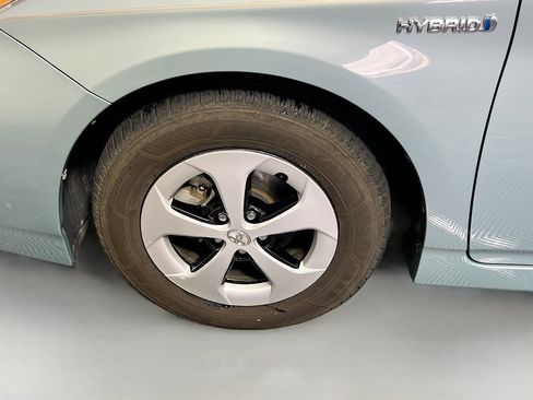 Used 2015 Toyota Prius Two image 13